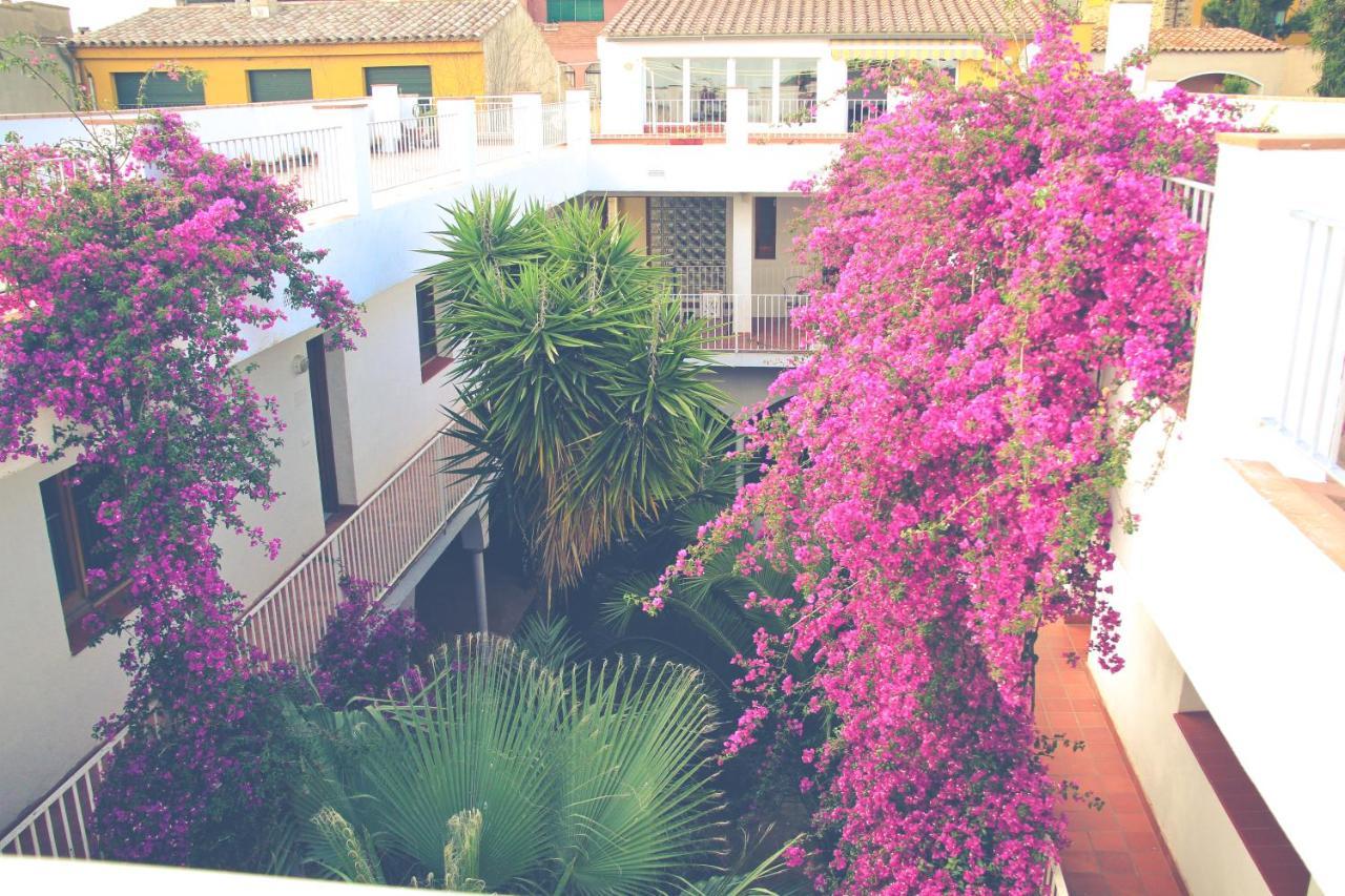 El Penell Apartament Llevant Vilamaniscle Kültér fotó